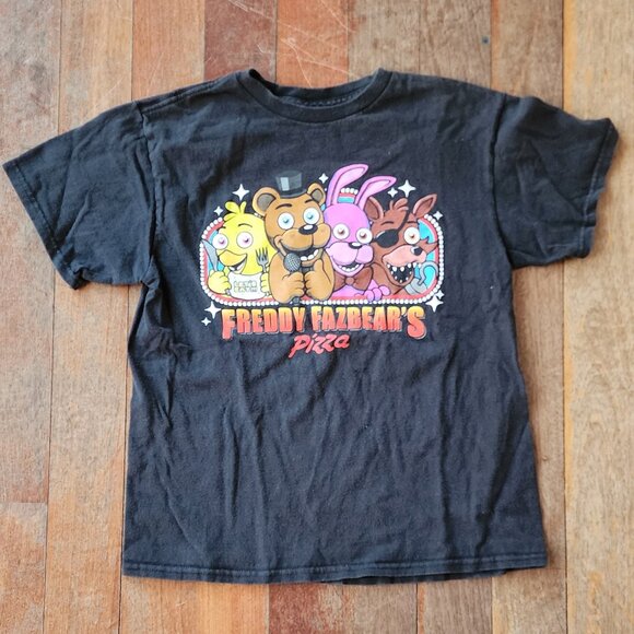 Five Nights At Freddy's Kids T-Shirt Size Medium - Picture 1 of 12